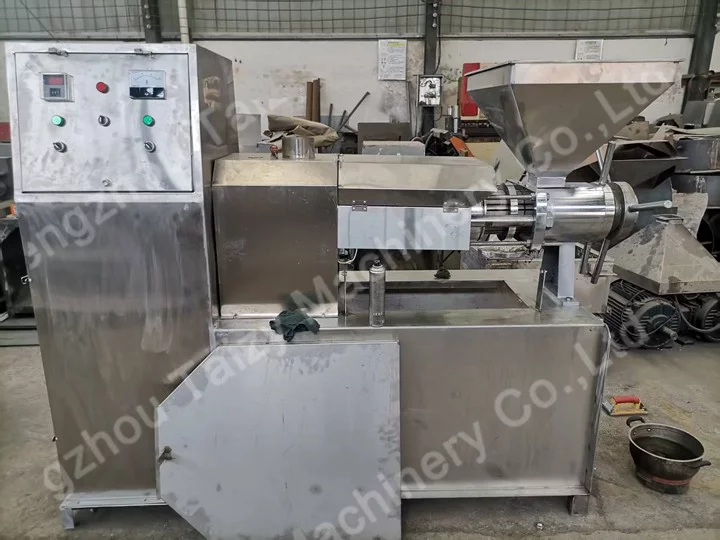 Oil screw press machine