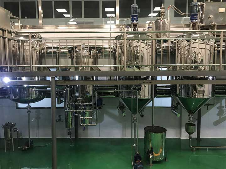 Palm oil refinery machinery