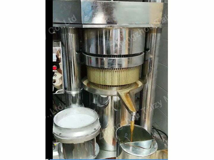 Hydraulic oil extraction press