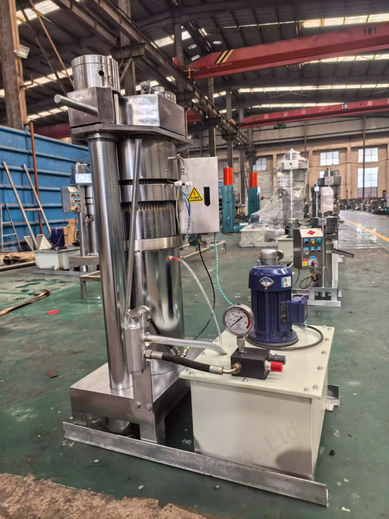 Hydraulic oil press