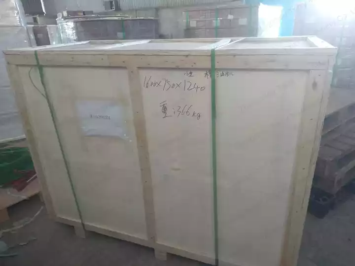 How Did A Screw Oil Press Machine Help A Kosovo Oil Business Increase Profit? 9 Oil press machine shippment