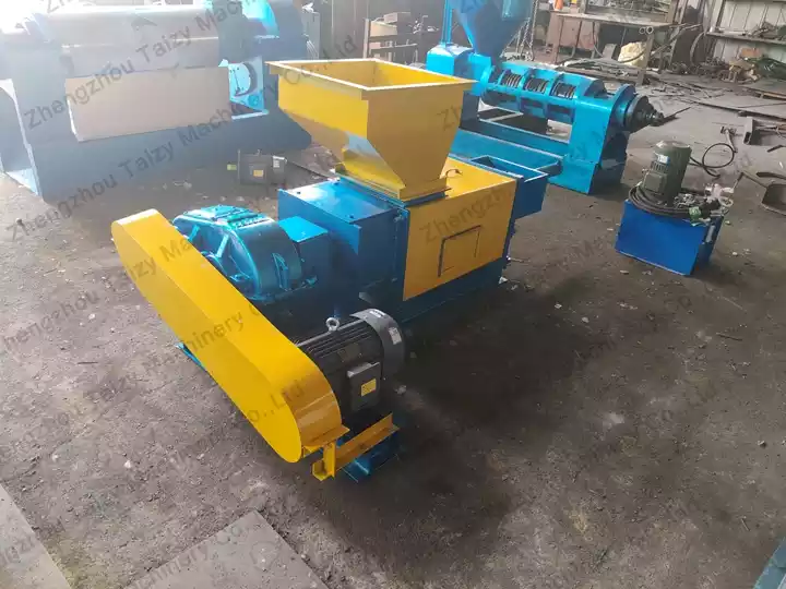 How A Palm Oil Press Machine Helped A Brazilian Processor Increase Oil Production? 8 Fresh palm fruit bunch screw oil press machine