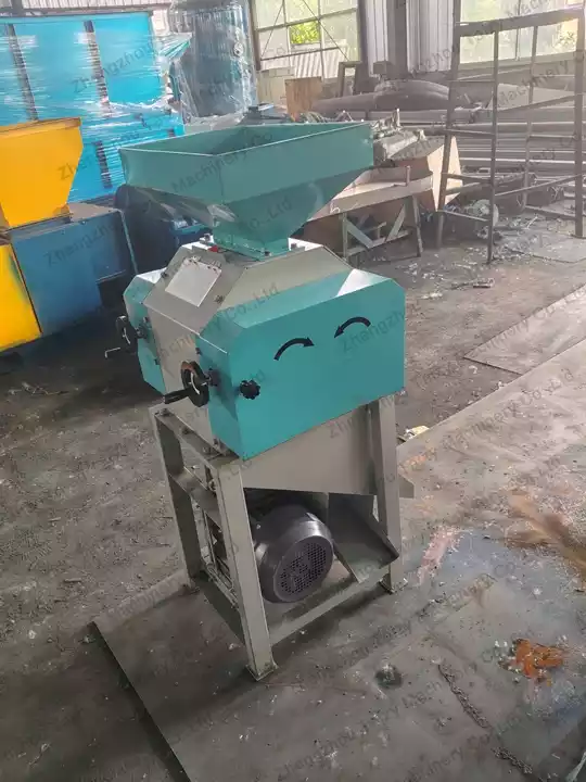 Palm Kernel Oil Production Line | Complete Palm Kernel Oil Processing Plant 7 Palm kernel crusher machine