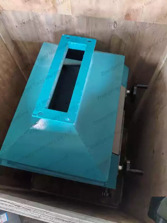 Palm Kernel Oil Production Line | Complete Palm Kernel Oil Processing Plant 18 Palm kernel powder grinding machine for oil press