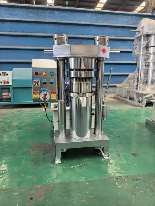 How A Congo Customer Expanded Peanut Processing With A Hydraulic Oil Press? 7 Hydraulic oil press for small farm congo