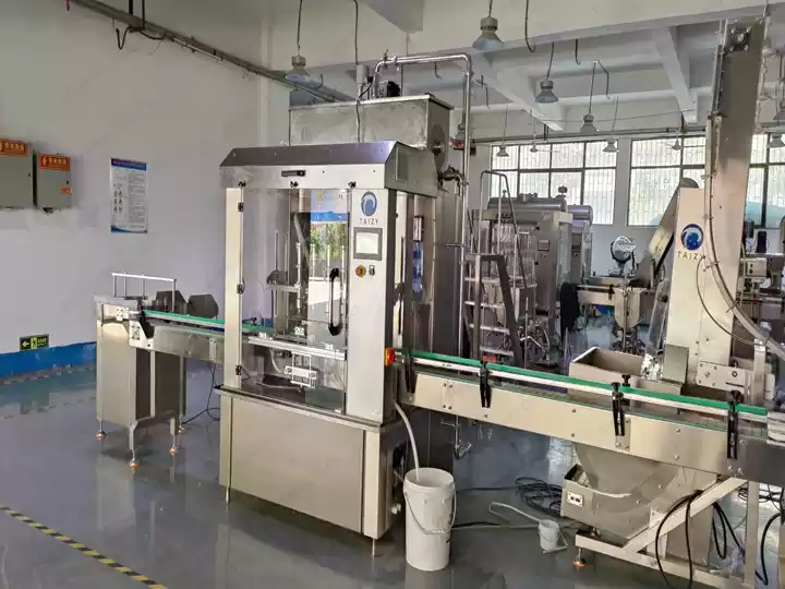 How To Reduce Labor Costs With An Automatic Peanut Oil Filler? 1 Taizy peanut butter filling machine